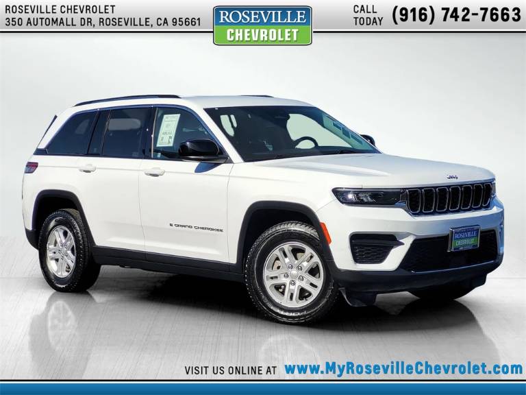 2023 Jeep Grand Cherokee Laredo