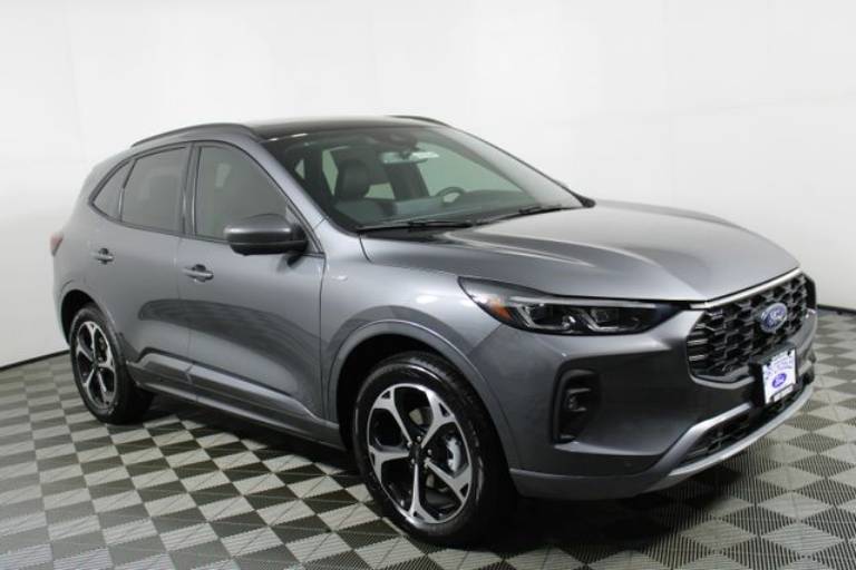 2025 Ford Escape ST-Line Elite