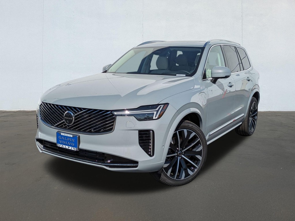 2026 Volvo XC90 Recharge Plug-In Hybrid T8 Ultra 7-Seater