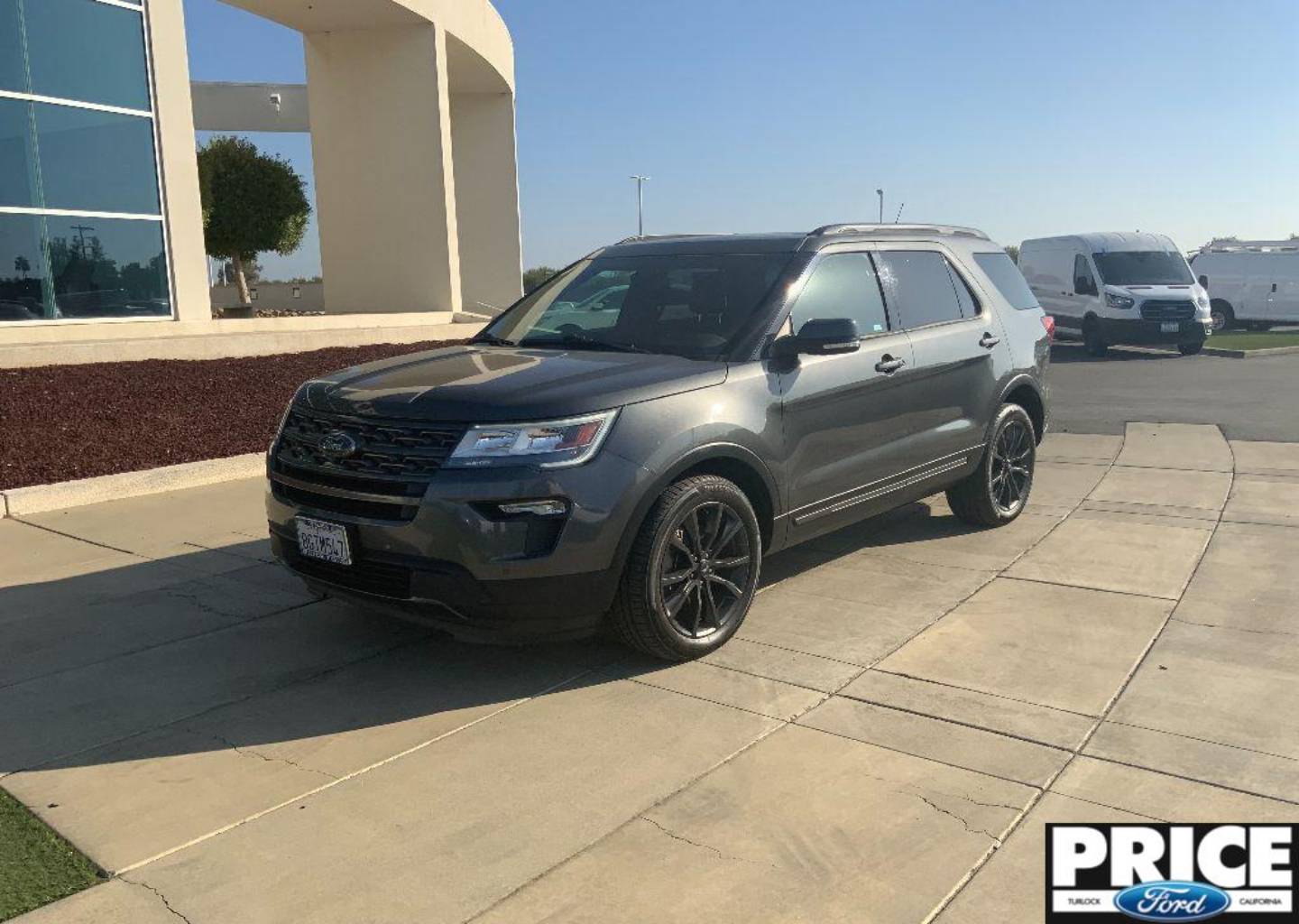 2018 Ford Explorer XLT's photo