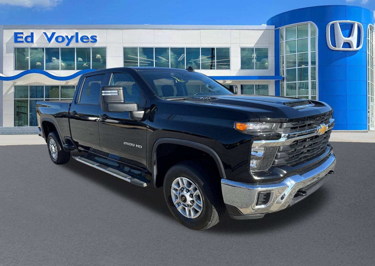 2024 Chevrolet Silverado 2500HD LT's photo