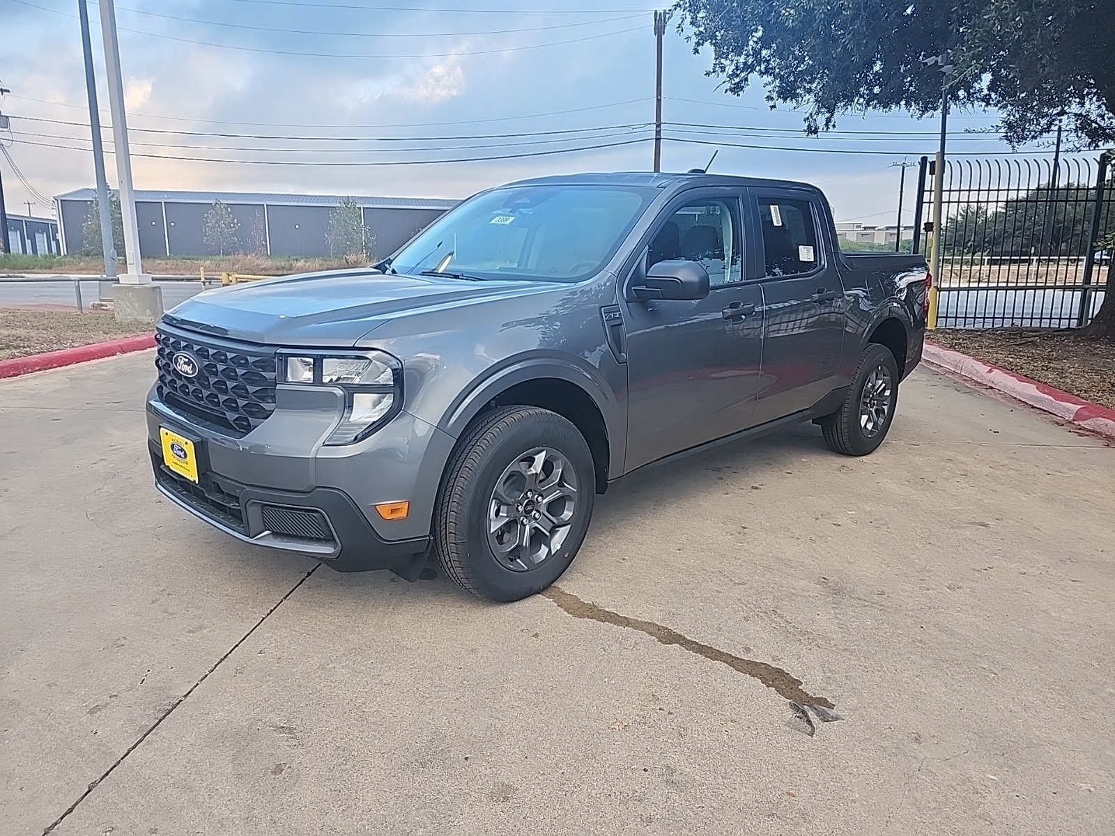 2025 Ford Maverick XLT's photo