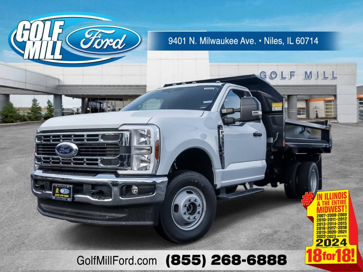 2025 Ford F-350 Super Duty Chassis Cab XL's photo