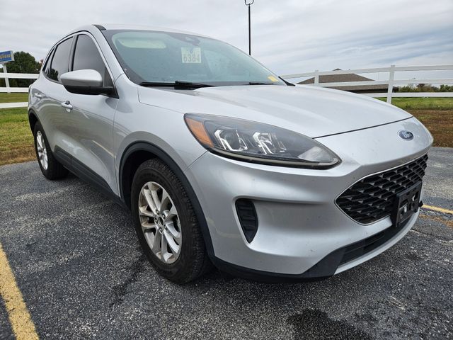 Used 2020 Ford Escape SE with VIN 1FMCU0G66LUC20974 for sale in Kansas City