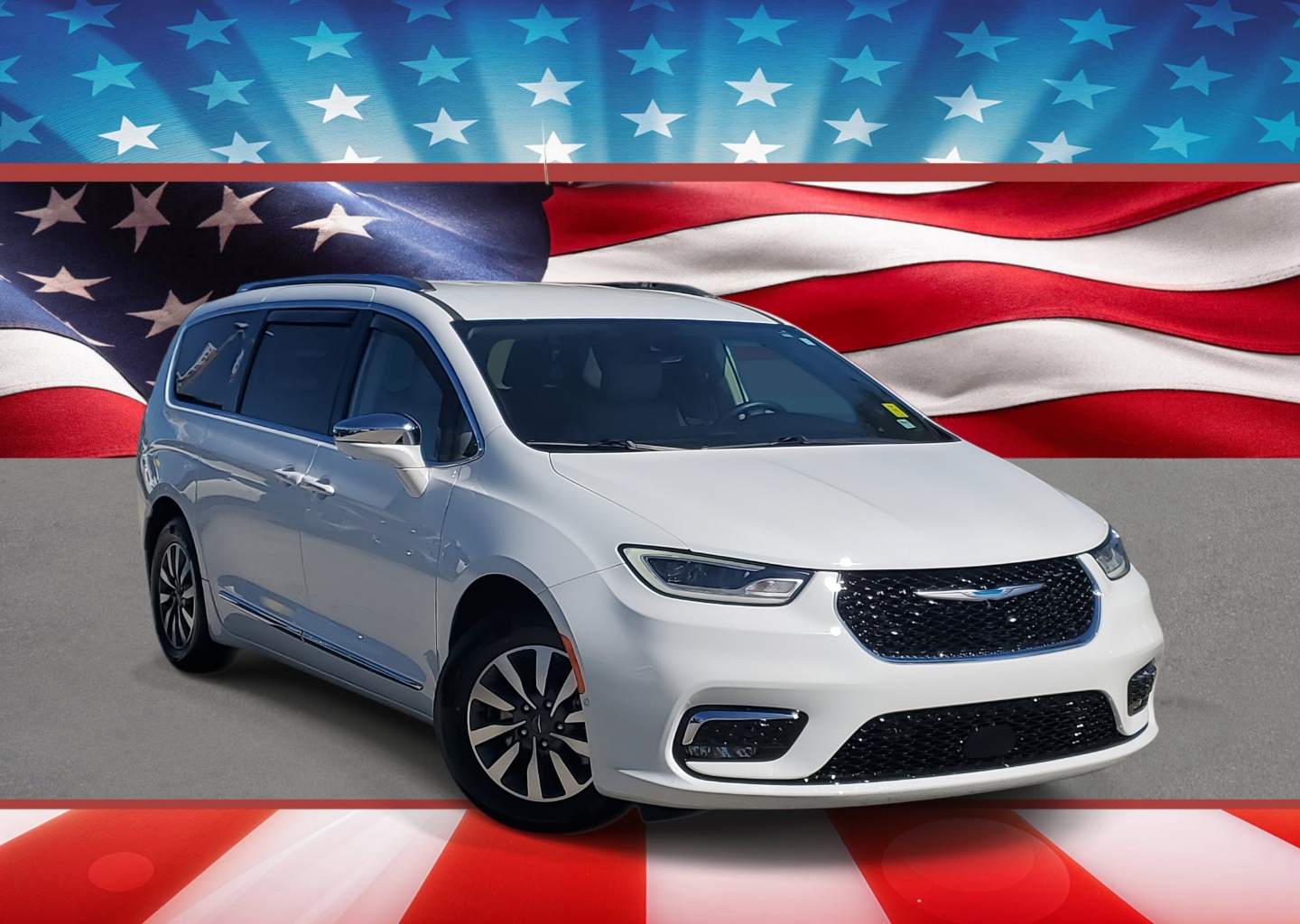 2021 Chrysler Pacifica Hybrid Limited's photo
