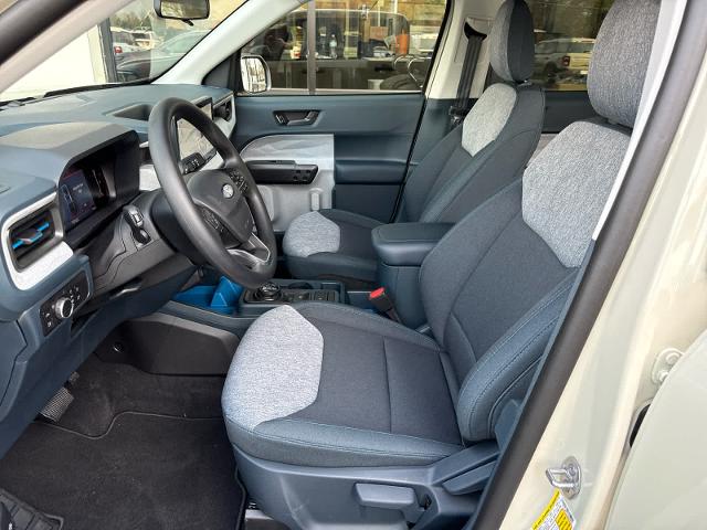 2025 Ford Maverick XLT photo 2