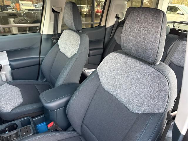 2025 Ford Maverick XLT photo 3