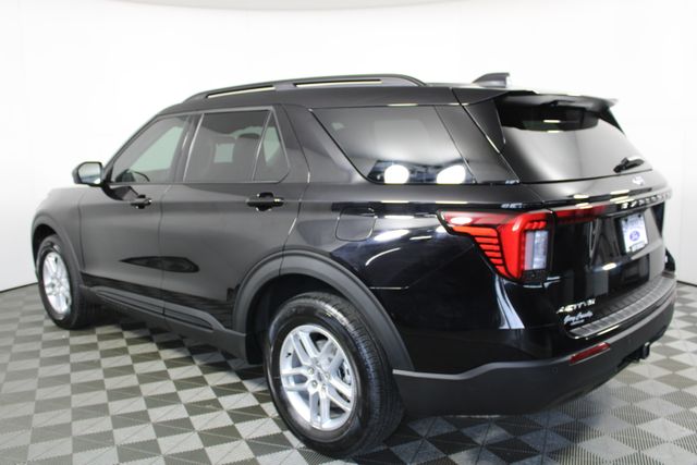2026 Ford Explorer photo 3