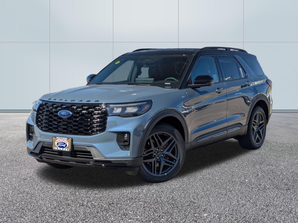 2025 Ford Explorer ST Line