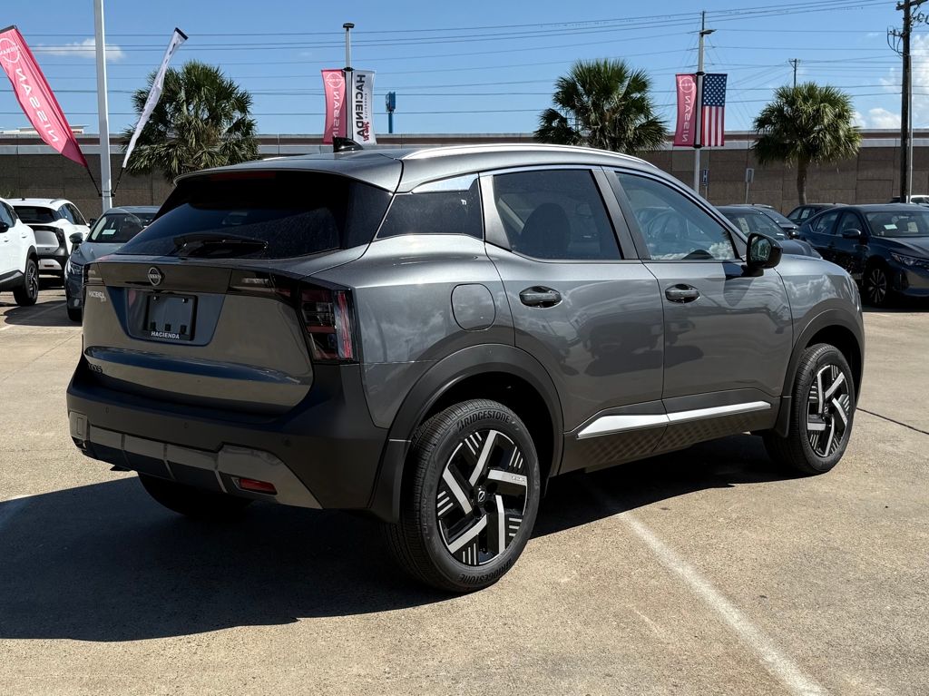 2026 Nissan Kicks SV photo 2