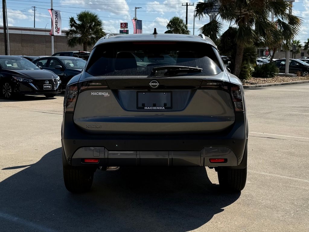2026 Nissan Kicks SV photo 3