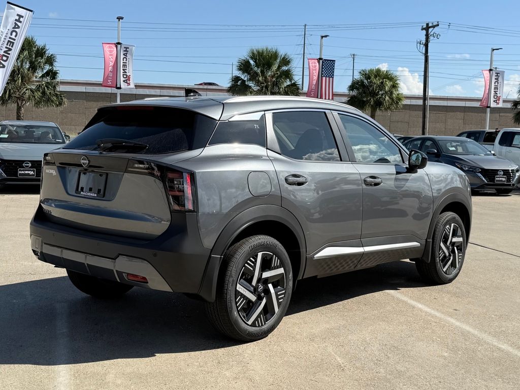 2026 Nissan Kicks SV photo 4