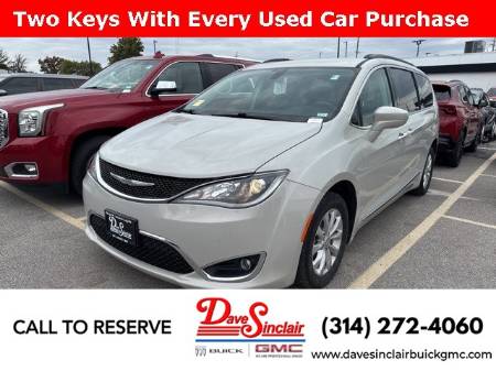 2017 Chrysler Pacifica Touring L