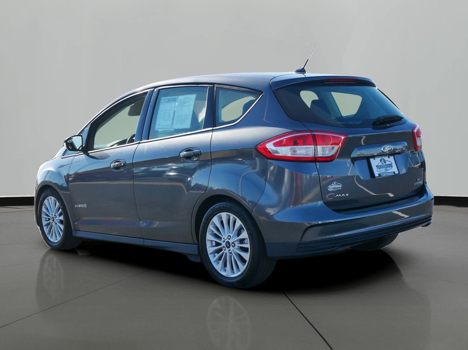 Used 2017 Ford C-Max SE with VIN 1FADP5AU9HL113764 for sale in St. Cloud, Minnesota