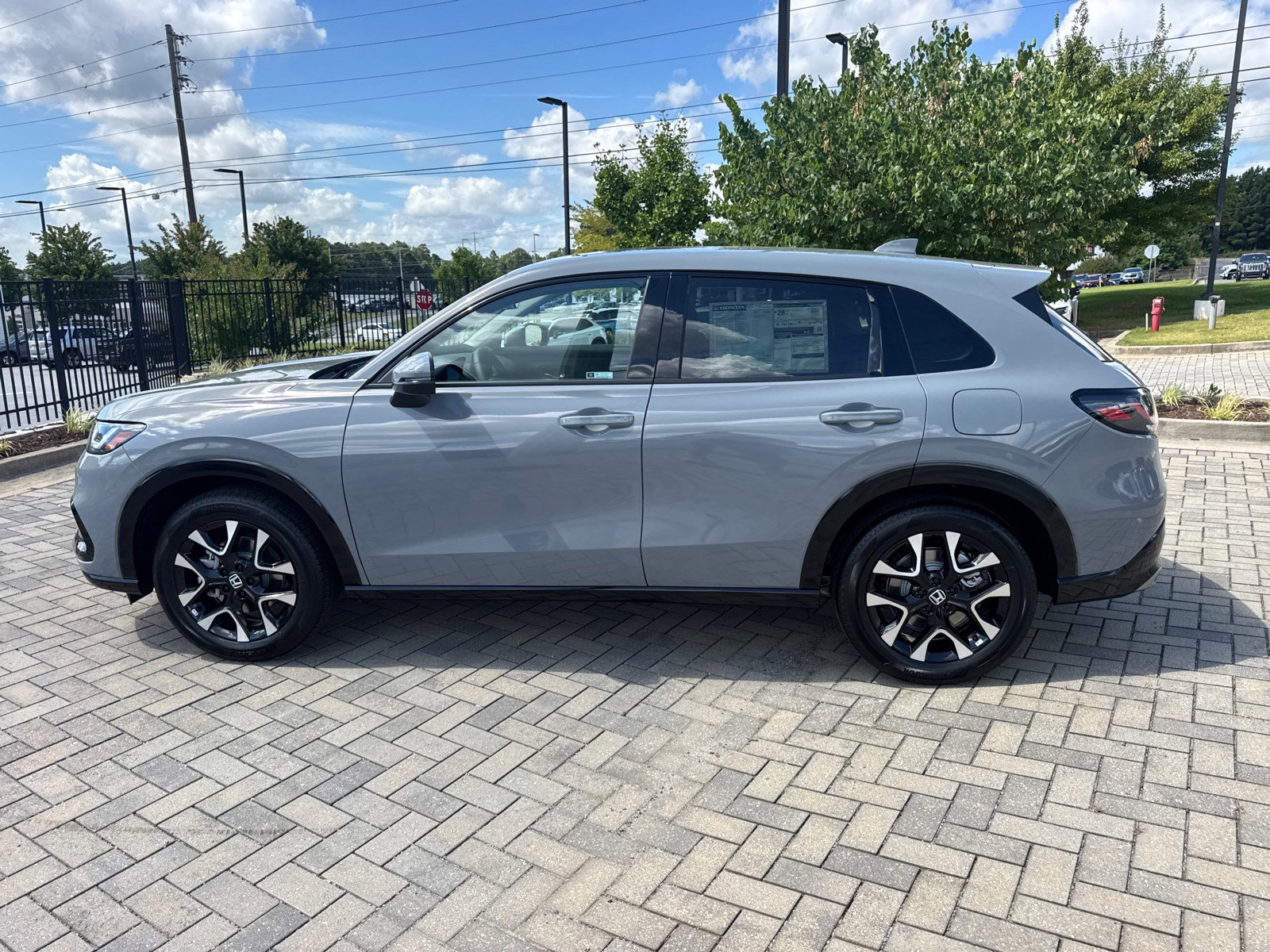 2026 Honda HR-V EX-L photo 2