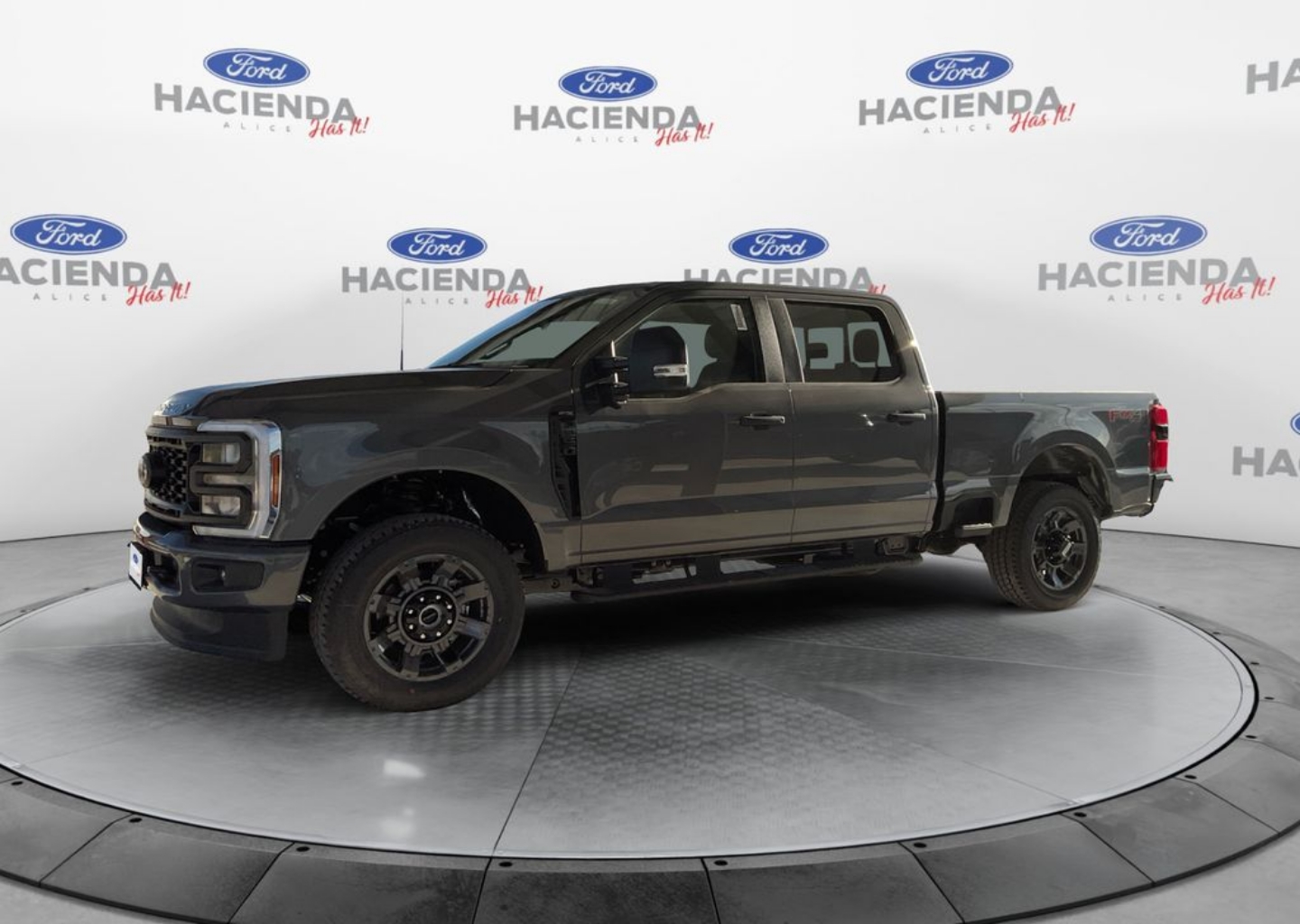 2026 Ford F-250 Super Duty XL's photo