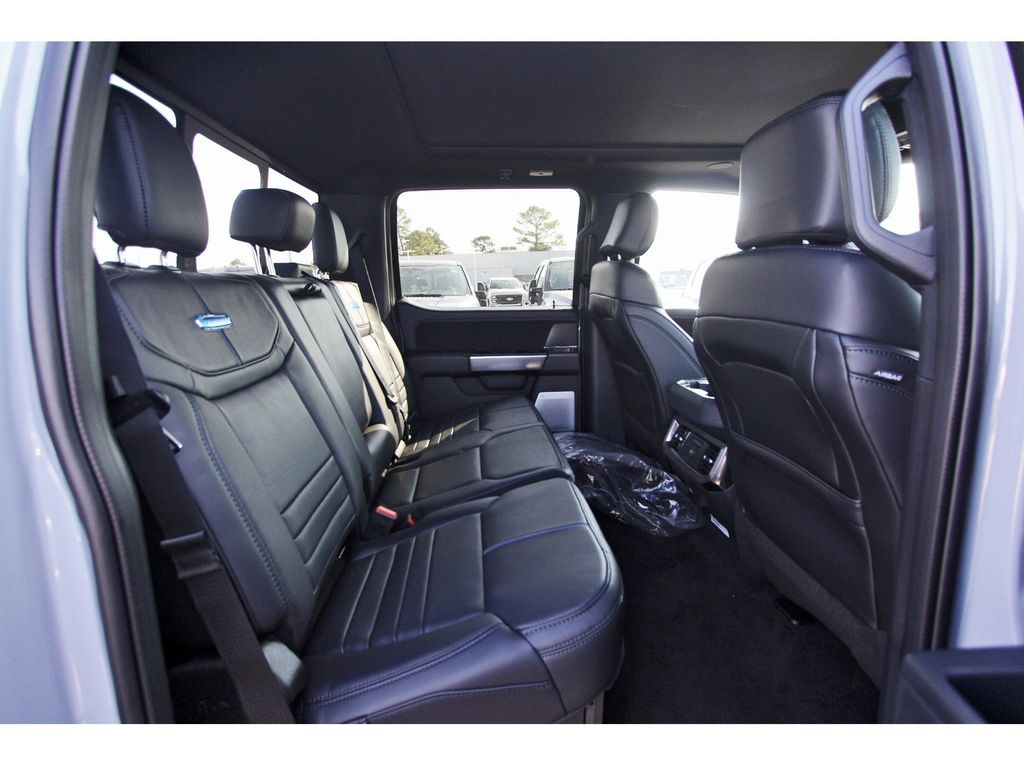 2026 Ford F-250 photo 3