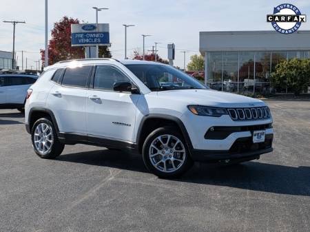 2022 Jeep Compass Latitude LUX