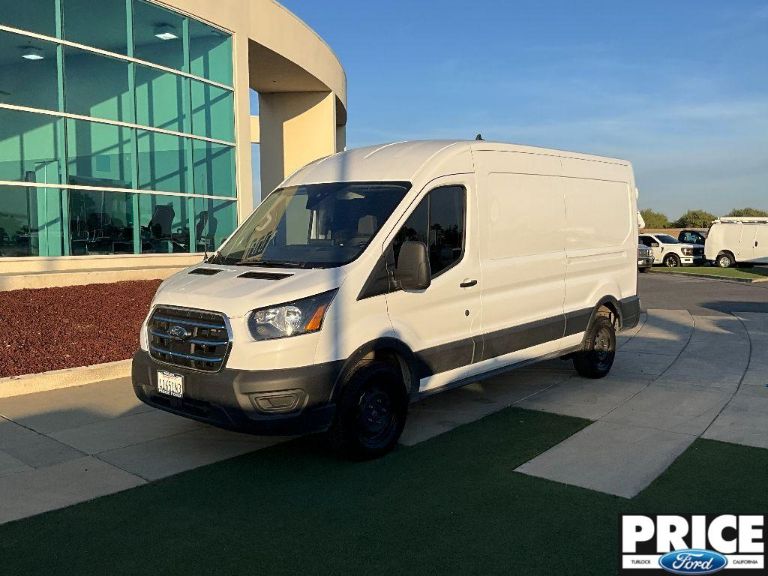 2022 Ford E-Transit Base
