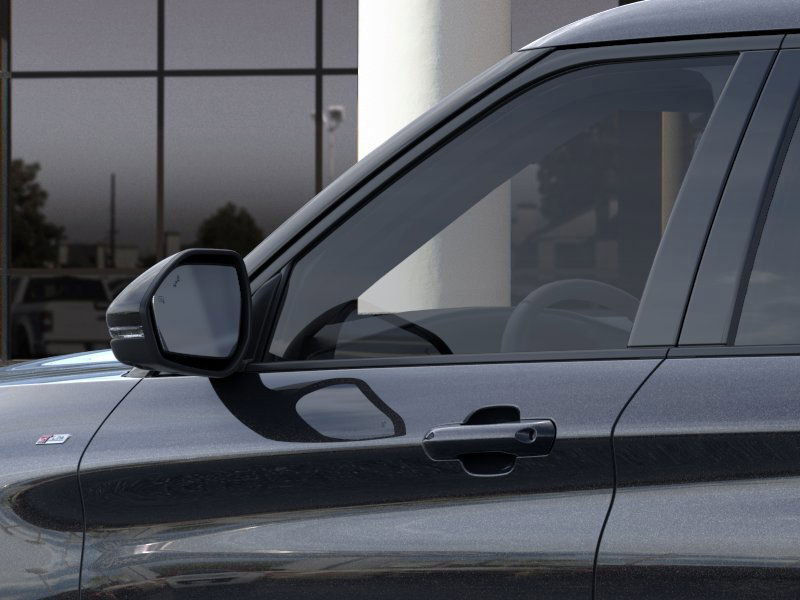 2025 Ford Explorer ST-Line photo 2