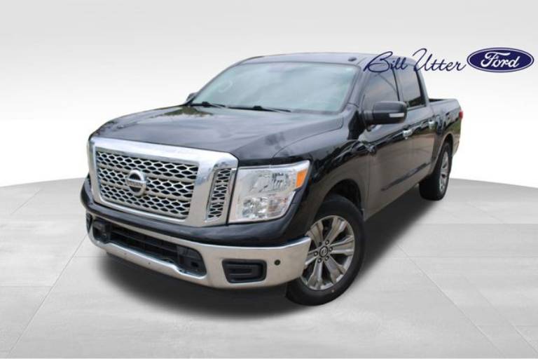2018 Nissan Titan SV