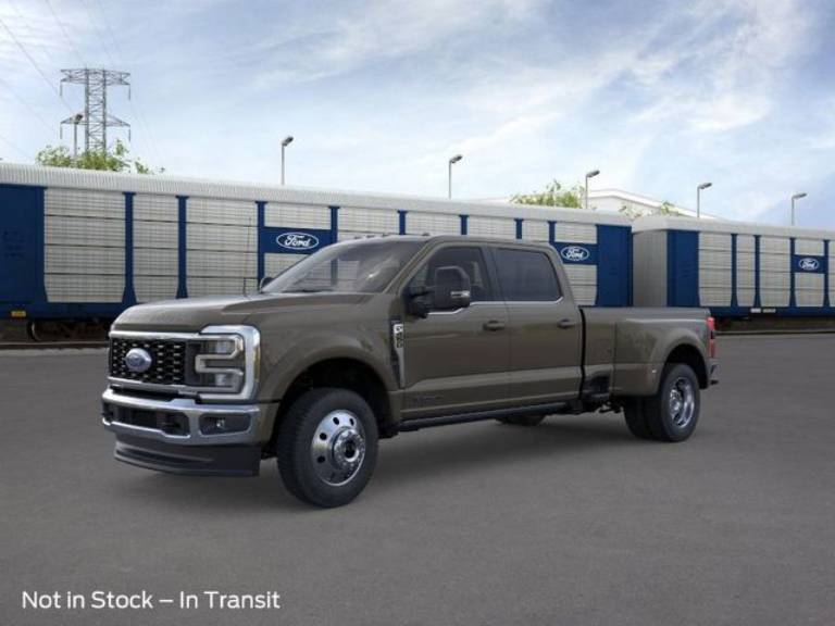 2026 Ford Super Duty F-450 DRW LARIAT