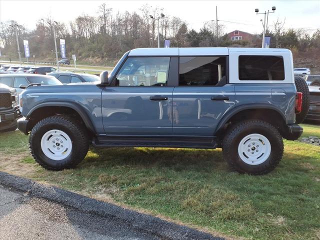 2025 Ford Bronco Heritage First Edition photo 2