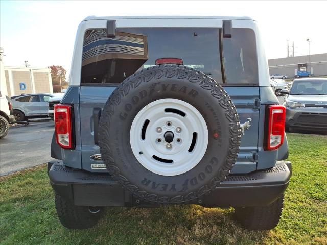 2025 Ford Bronco Heritage First Edition photo 4