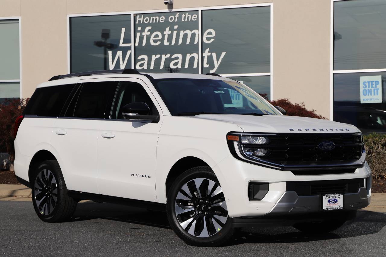 2025 Ford Expedition Platinum's photo