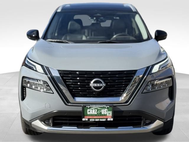 2023 Nissan Rogue Platinum photo 2