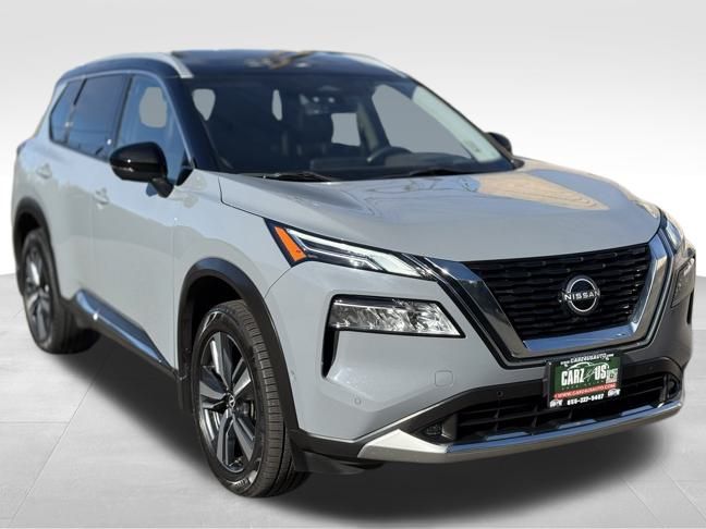 2023 Nissan Rogue Platinum photo 3