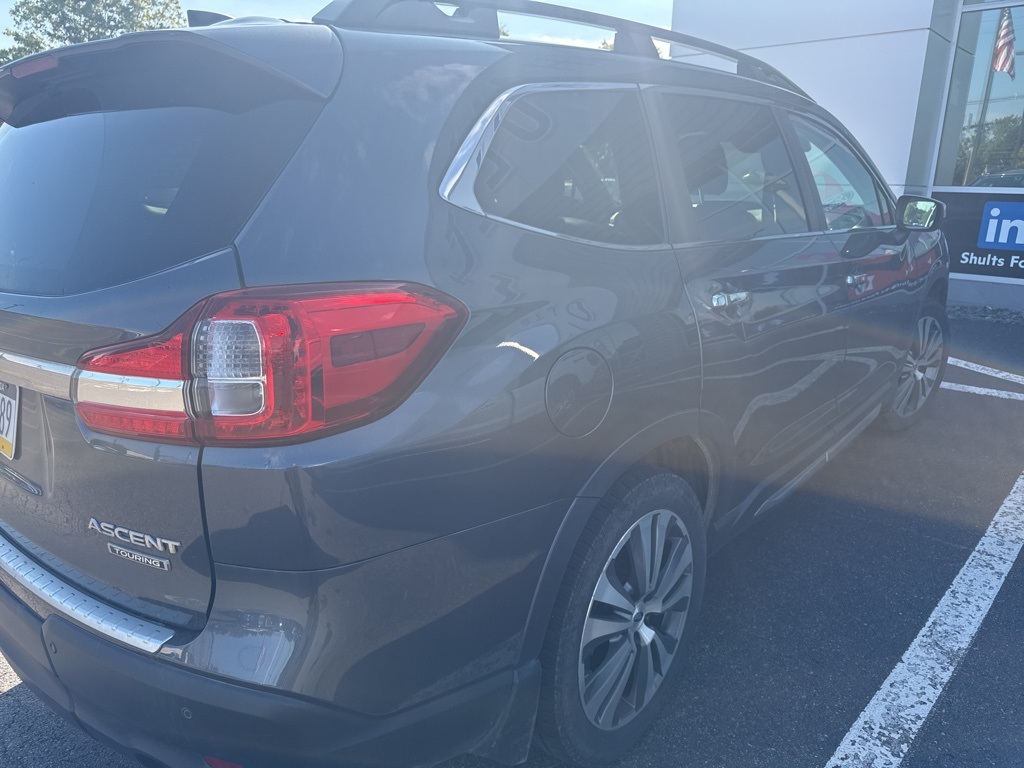 2021 Subaru Ascent Touring photo 4