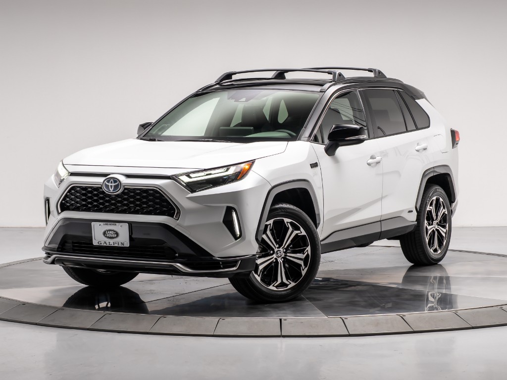 2024 Toyota RAV4 Prime XSE