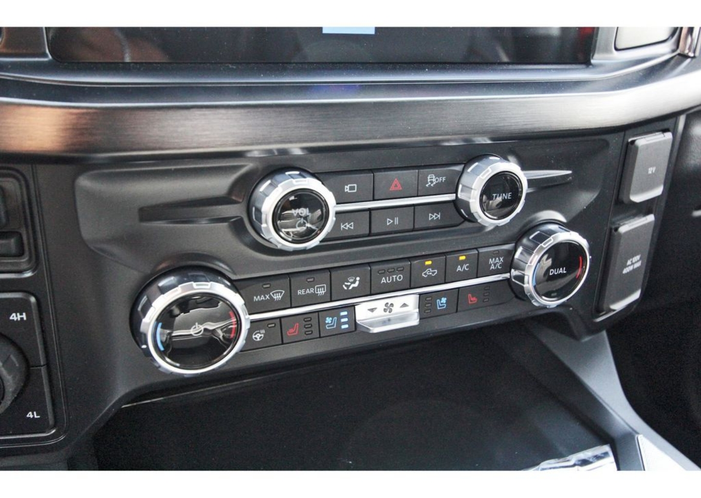 2025 Ford F-350 Super Duty Lariat - Photo 18