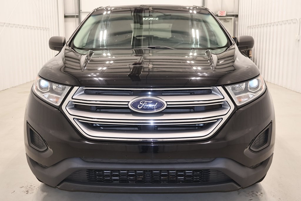 2017 Ford Edge SE photo 4