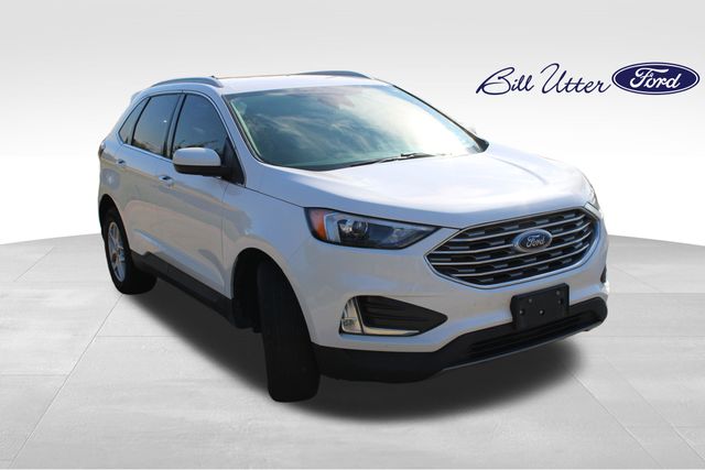 2022 Ford Edge SEL photo 3