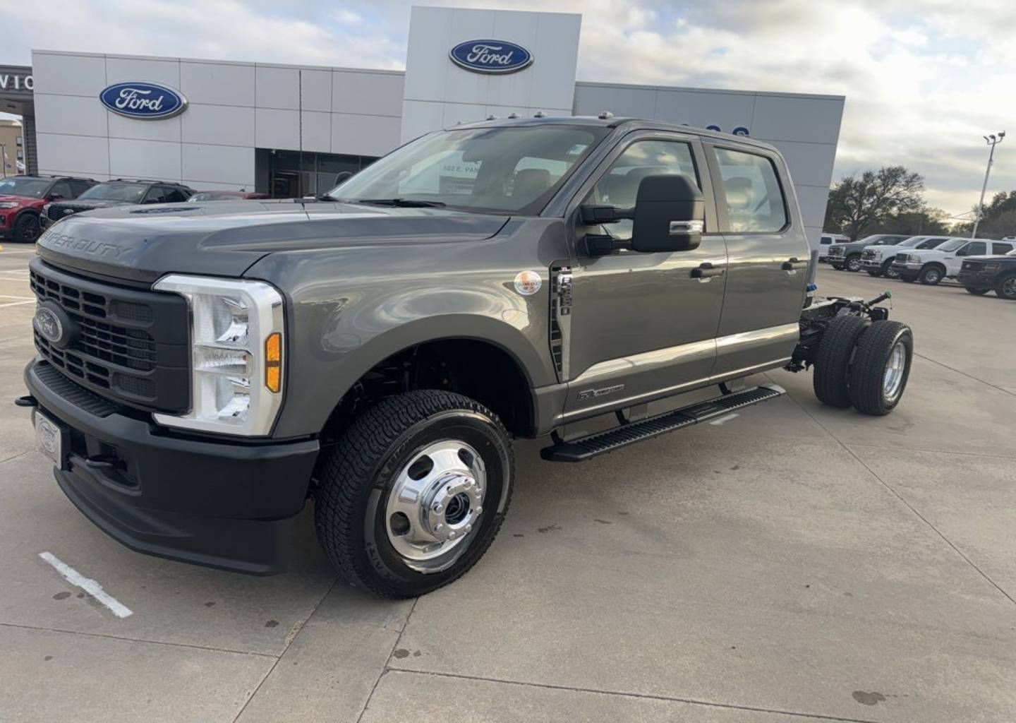 2026 Ford F-350 Super Duty Chassis Cab XL's photo