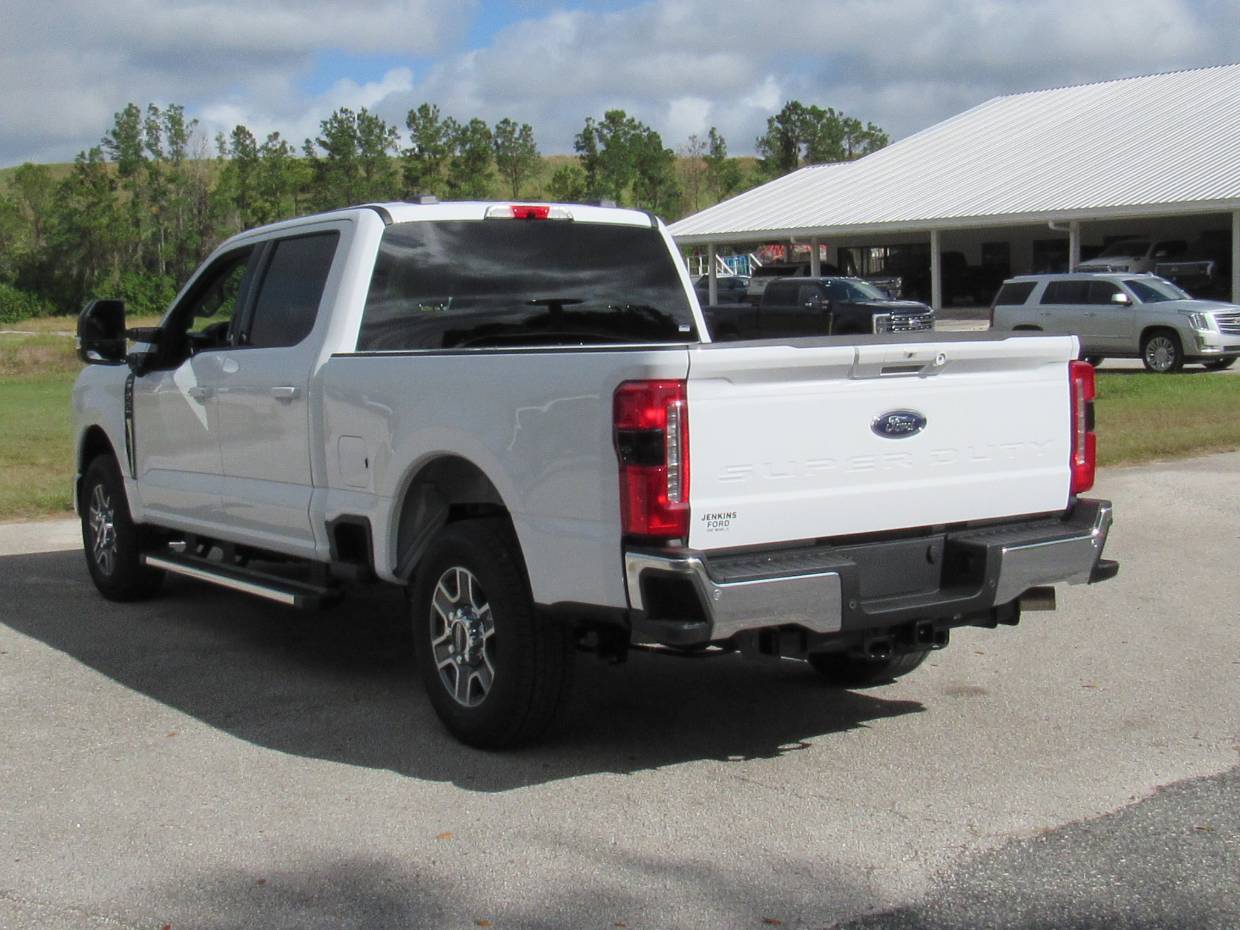 2026 Ford F-250 Super Duty Lariat - Photo 6