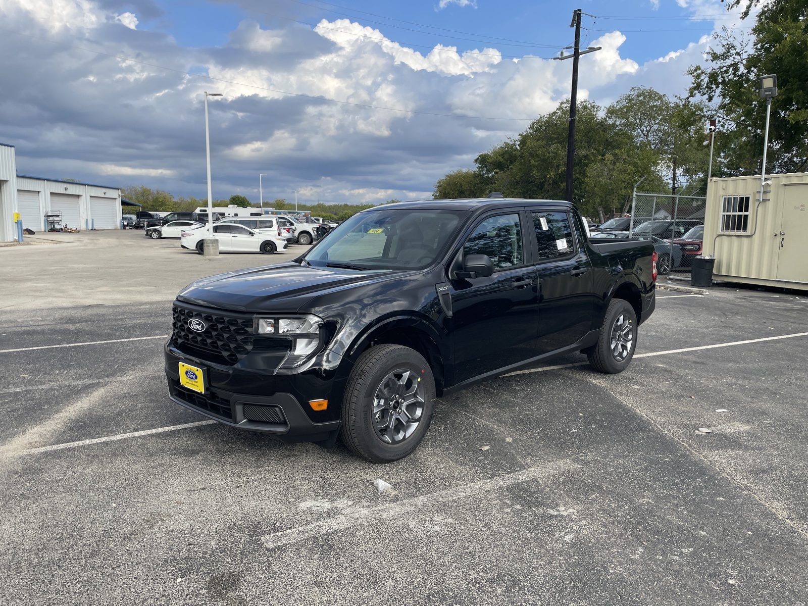 2025 Ford Maverick XLT's photo