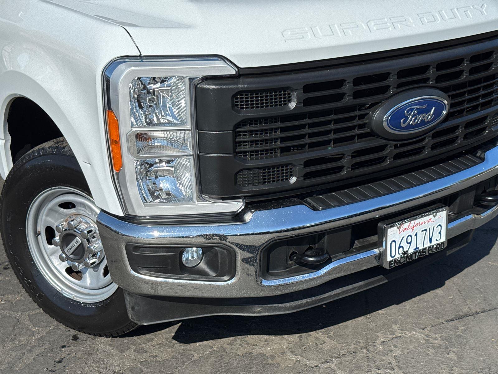 2023 Ford F-250 XL photo 2