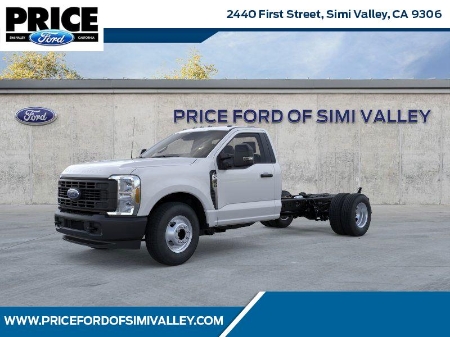 2026 Ford Super Duty F-350 DRW XL