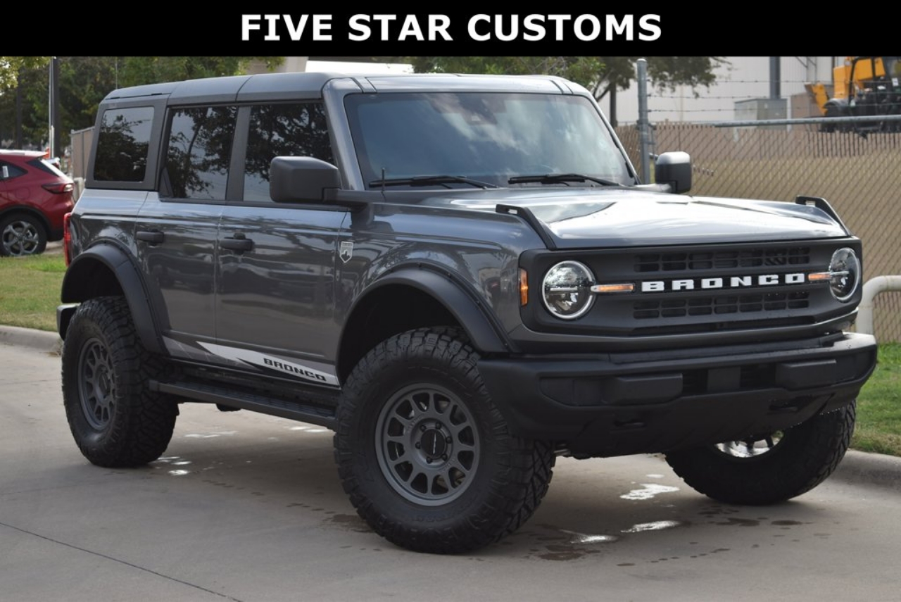 2025 Ford Bronco 4-Door Big Bend's photo