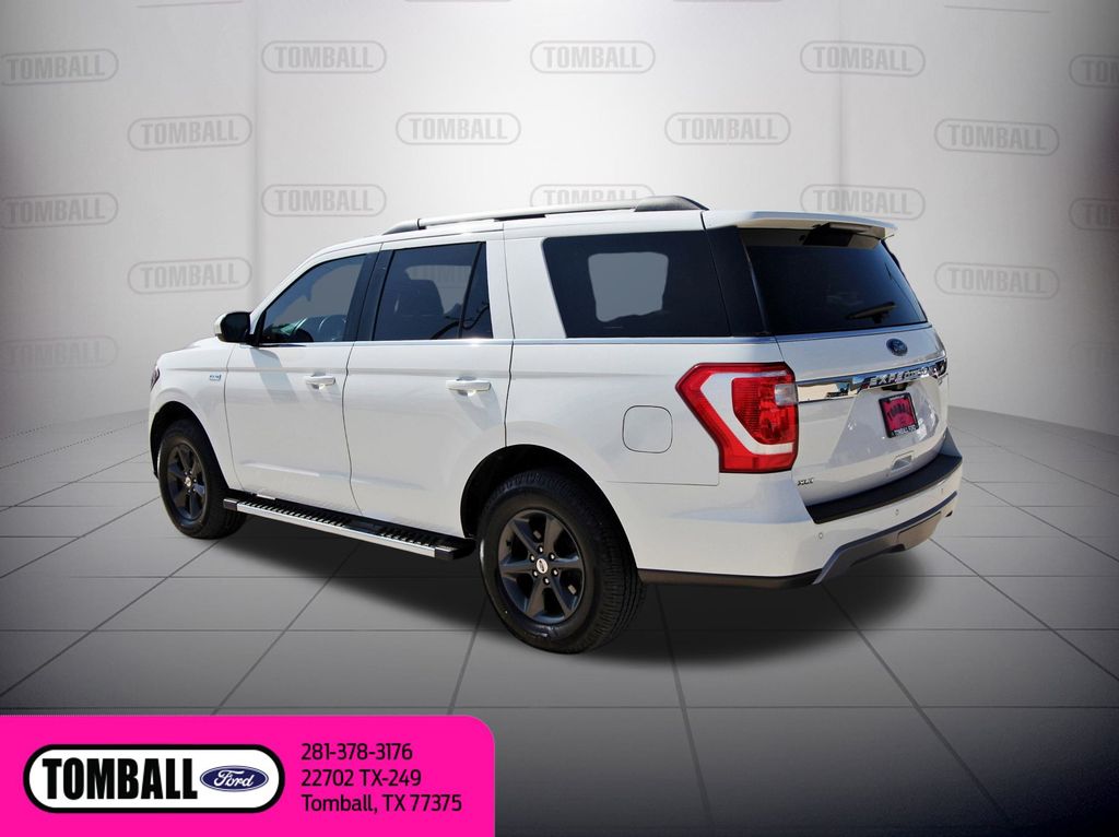2021 Ford Expedition XLT photo 3