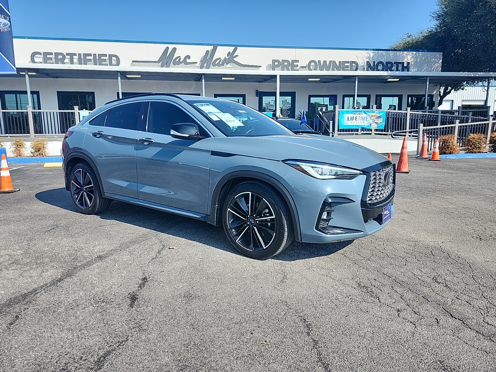 2022 INFINITI QX55 Essential's photo