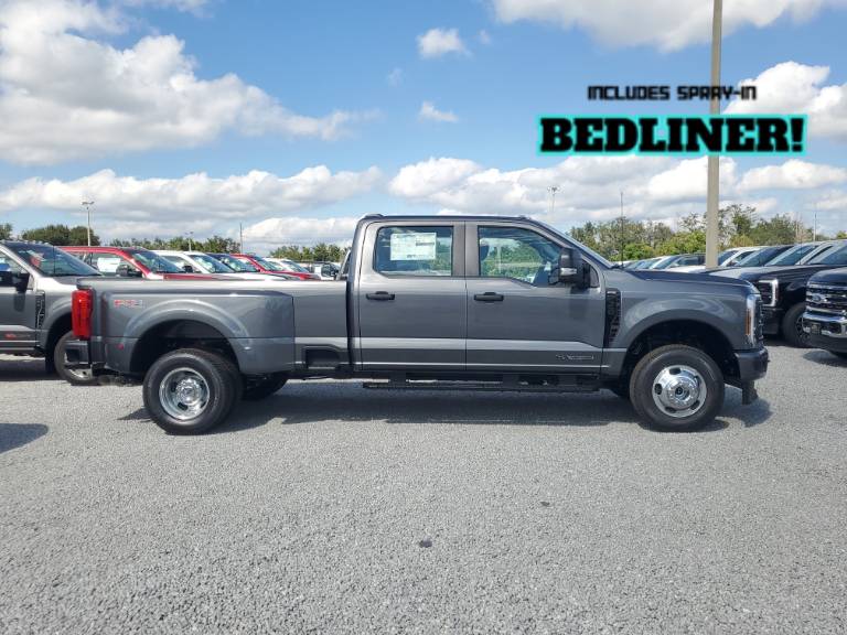 2026 Ford Super Duty F-350 DRW XL