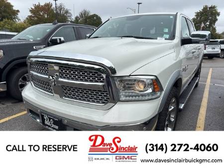2016 RAM 1500 4WD Laramie Crew Cab