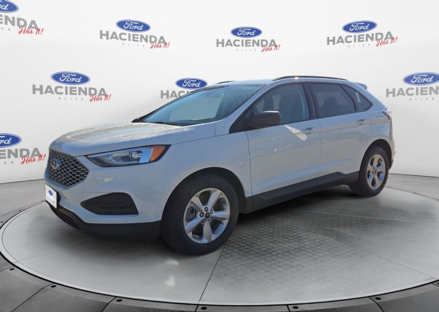 2024 Ford Edge SE's photo