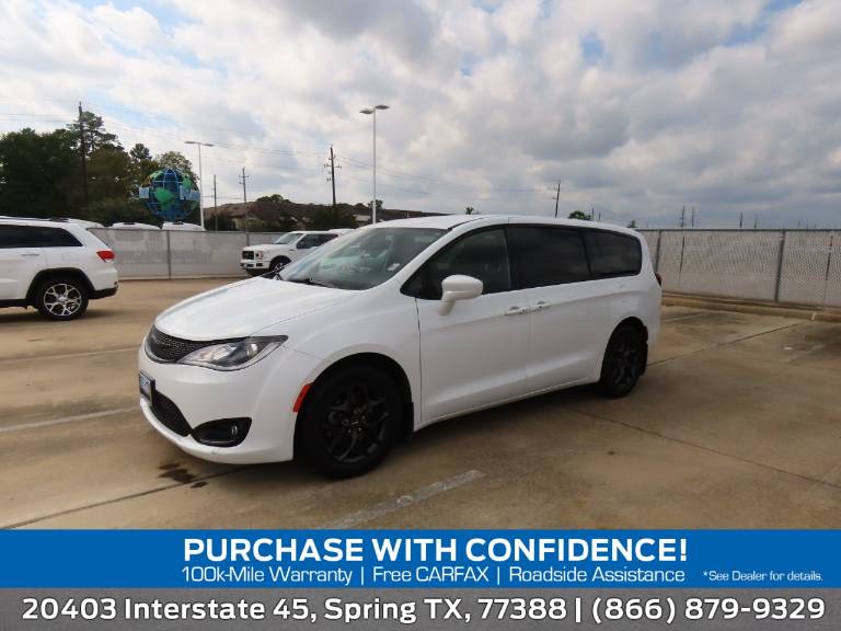 2019 Chrysler Pacifica Touring Plus FWD