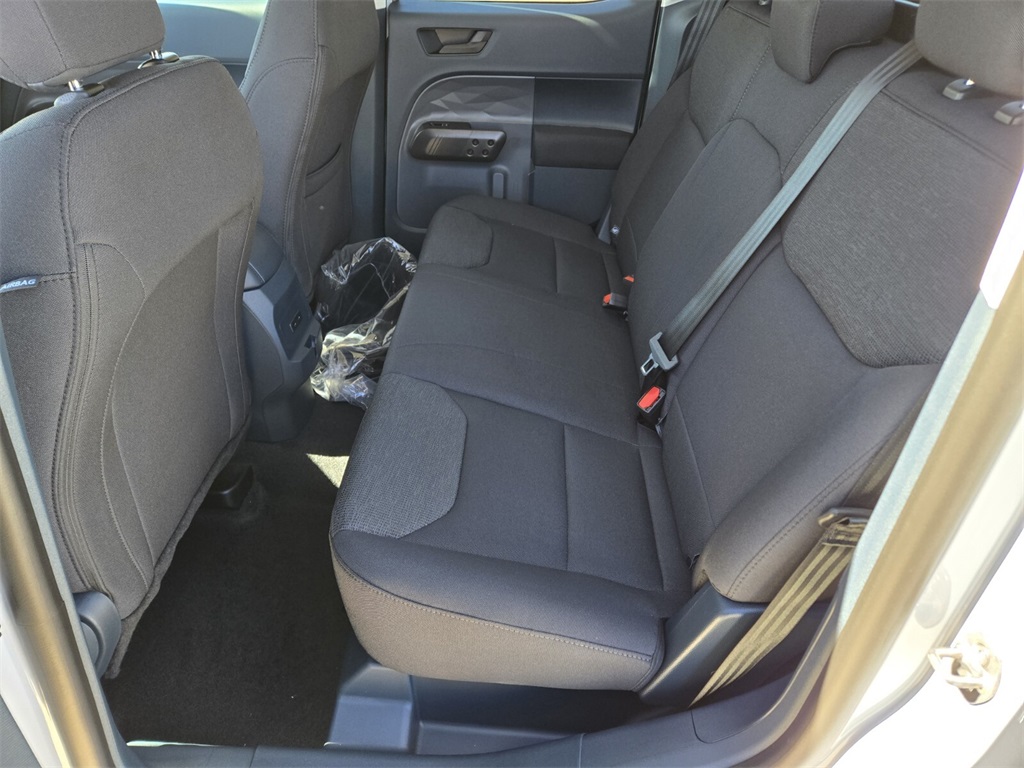 2025 Ford Maverick XL photo 4