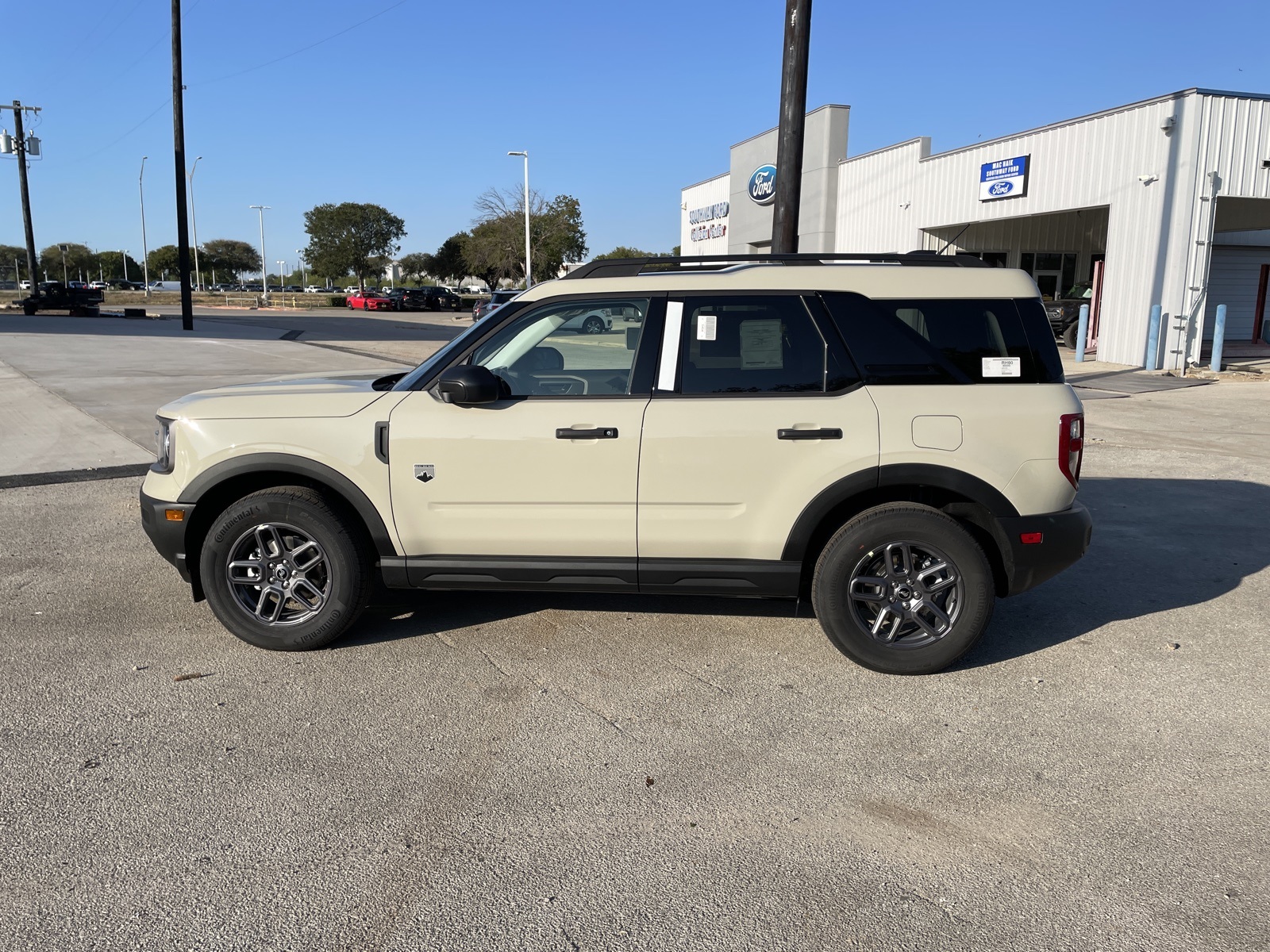 2025 Ford Bronco Sport Big Bend photo 2
